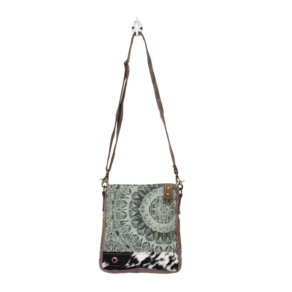 Verdant Shoulder Bag sold by Myra Bag product image thumbnail 3