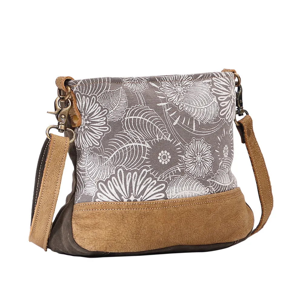 Saplings Shoulder Bag sold by Myra Bag product image thumbnail 2