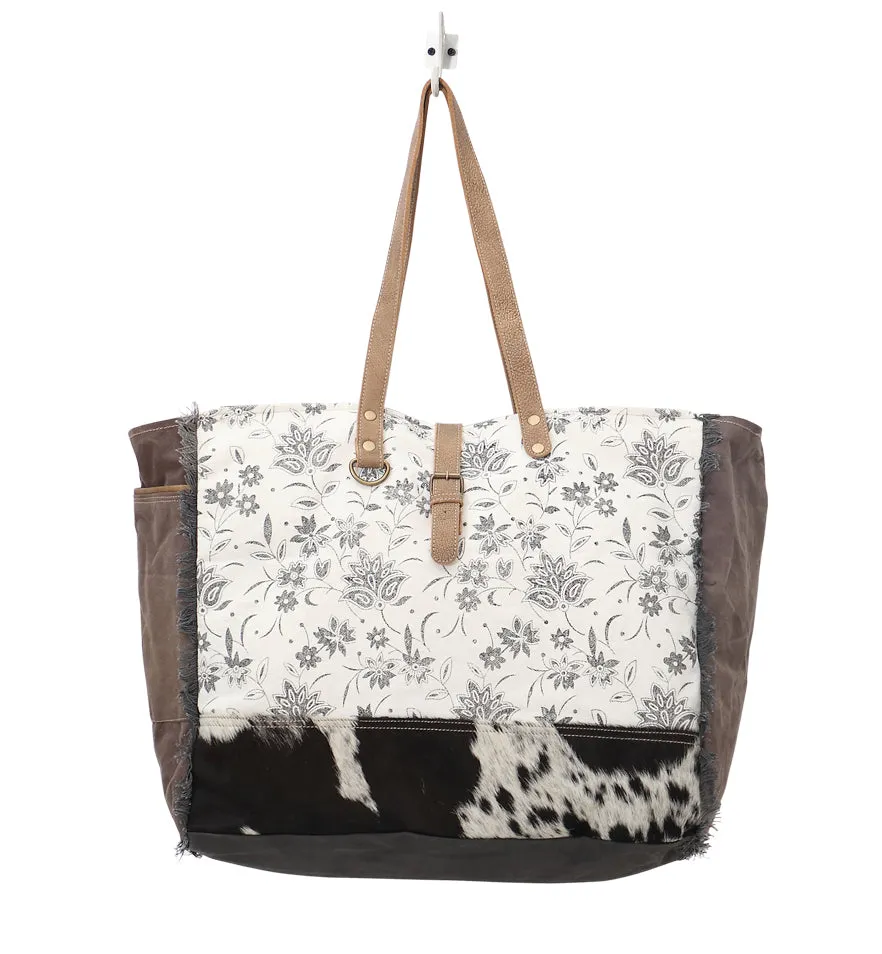 Ursinia Weekender Bag sold by Myra Bag product image thumbnail 4