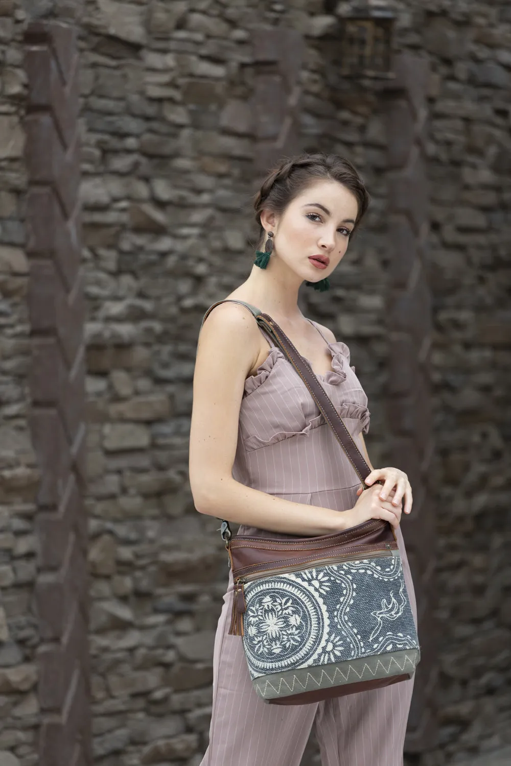 Vogue Shoulder Bag sold by Myra Bag product image thumbnail 4