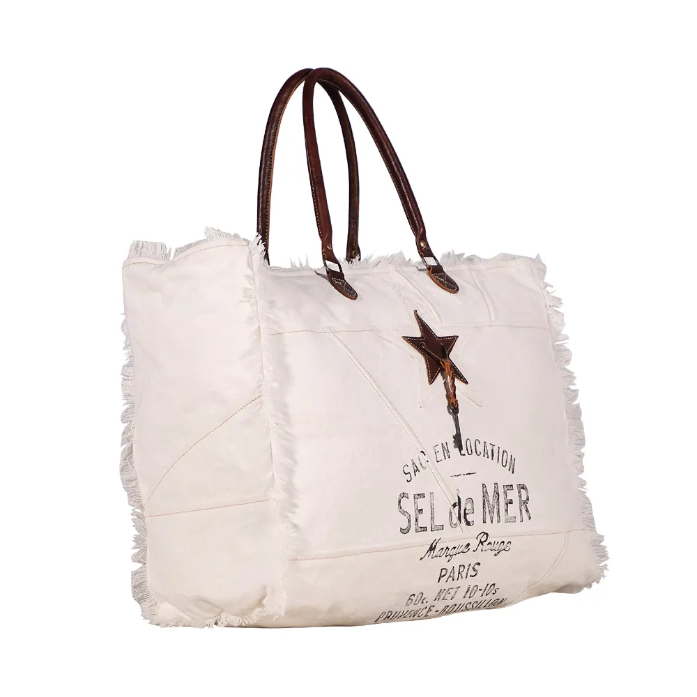 Smashing Weekender Bag sold by Myra Bag product image thumbnail 2