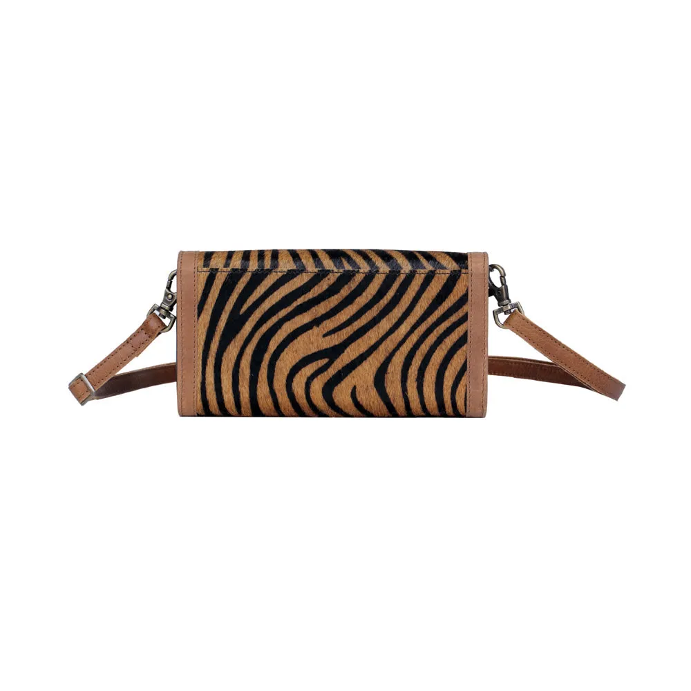 Evaluate Wallet sold by Myra Bag product image thumbnail 3