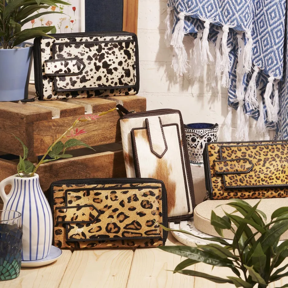 Jovial Phone Holder Wallet sold by Myra Bag product image thumbnail 5