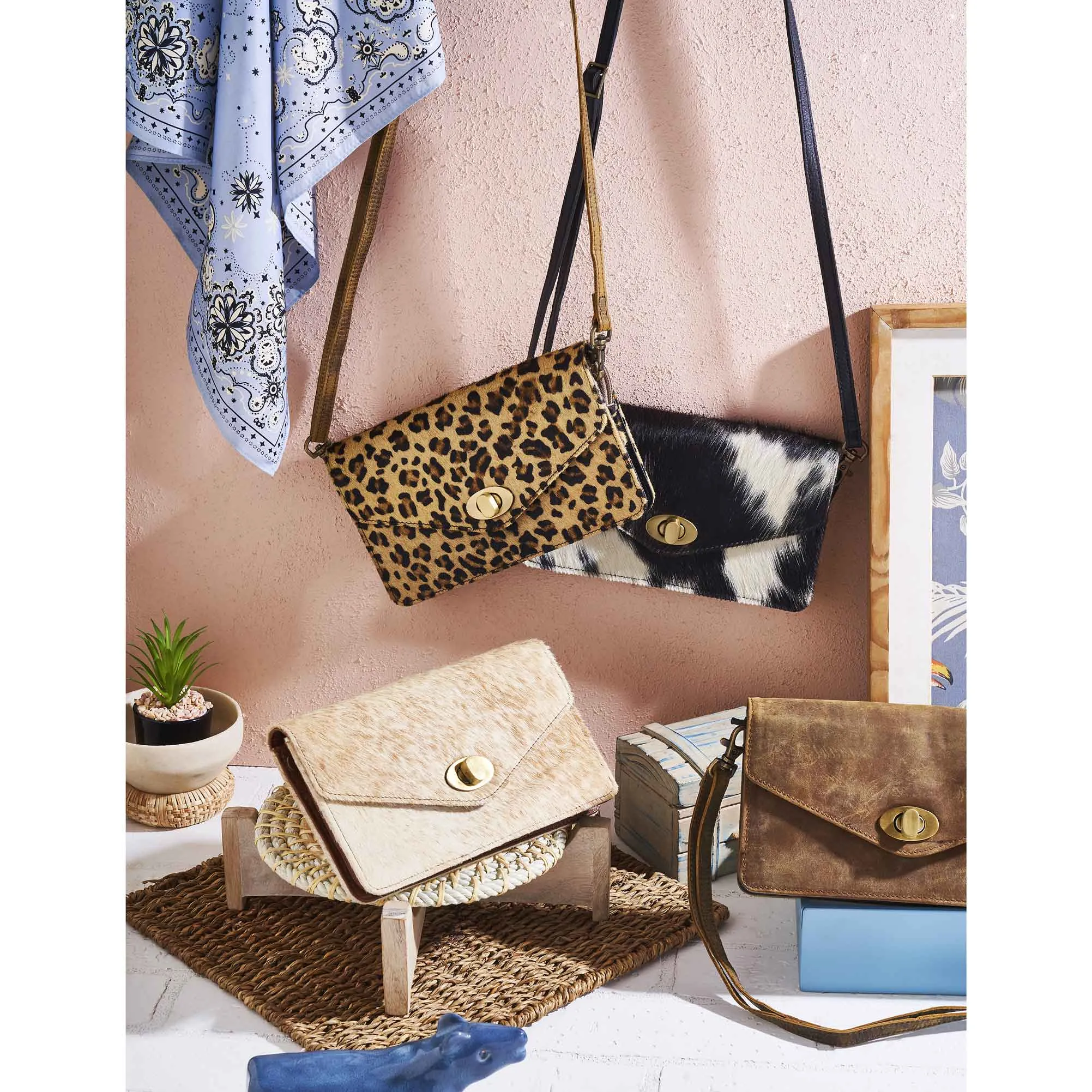 Sooty Glow Wallet sold by Myra Bag product image thumbnail 5