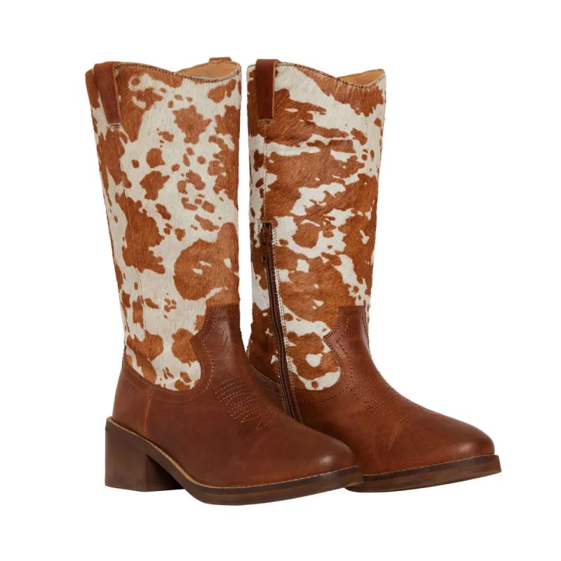 Pointy Beige Boots made by Myra Bag