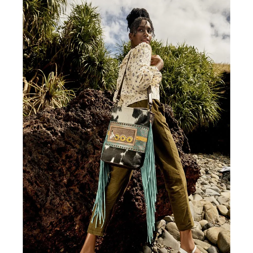 Cyber Line Hand-Tooled Bag sold by Myra Bag product image thumbnail 5