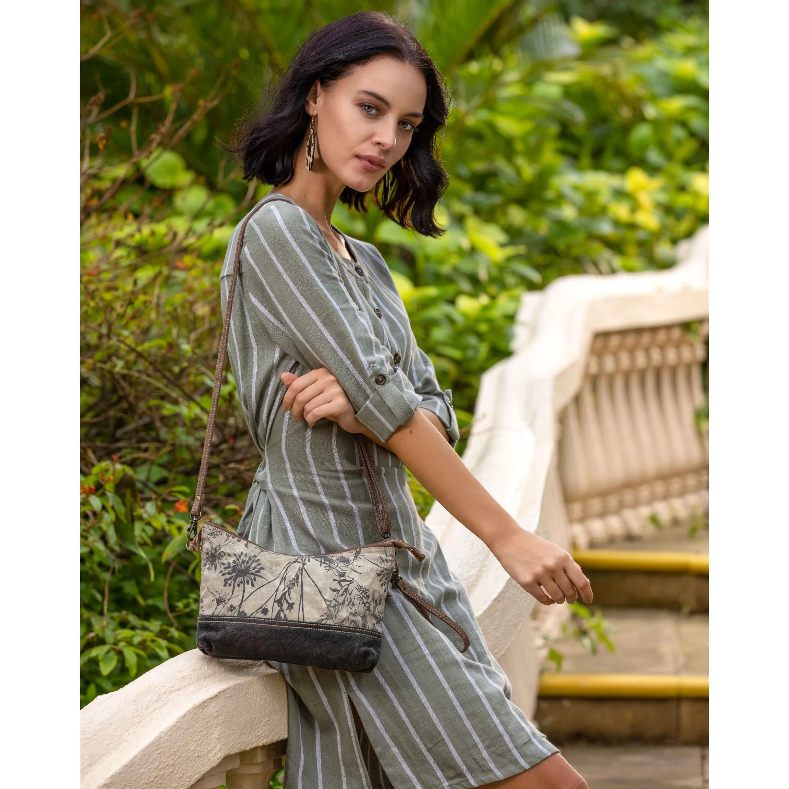 DAINTY DELIGHT SMALL & CROSS BODY BAG sold by Myra Bag product image thumbnail 5