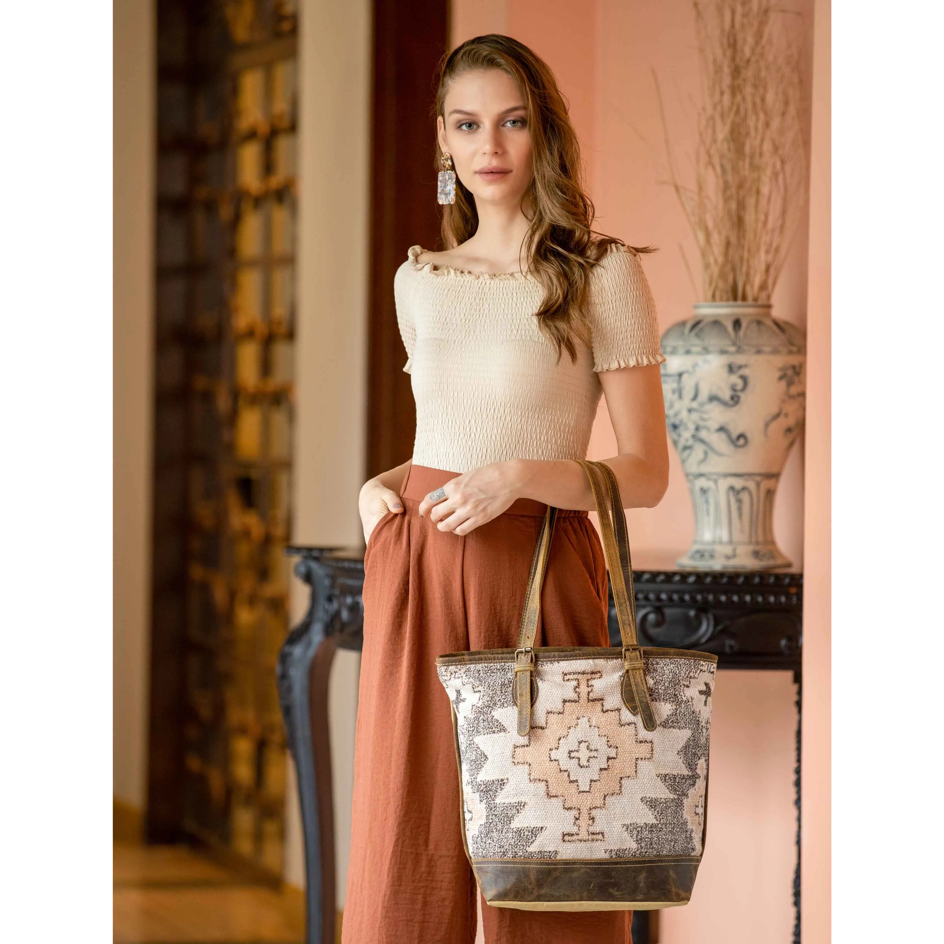 NEAT TOTE BAG sold by Myra Bag product image thumbnail 3