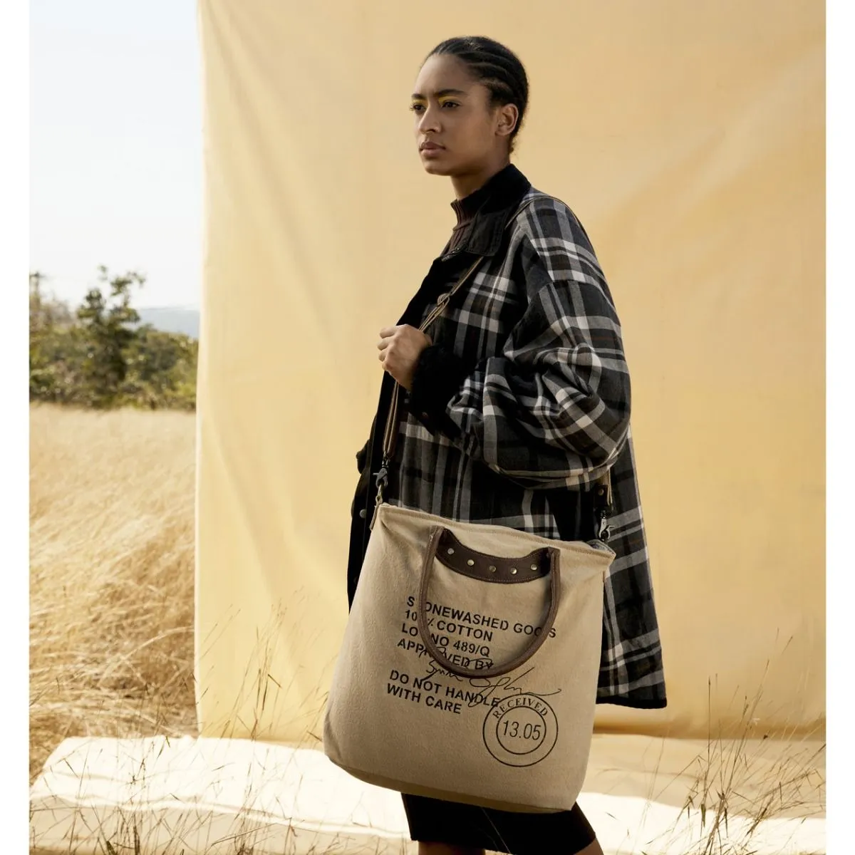 Alate Tote Bag sold by Myra Bag product image thumbnail 5