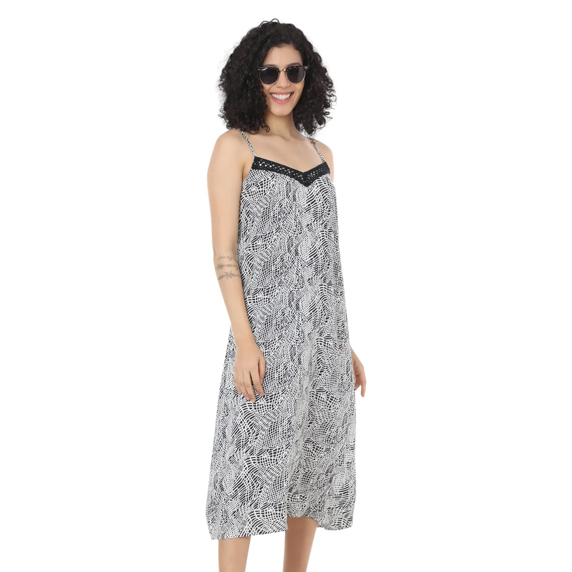 HEARTTHROB DRESS sold by Myra Bag product image thumbnail 5