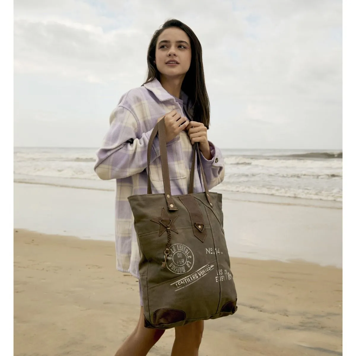 Time'S Wheel Tote Bag sold by Myra Bag product image thumbnail 5