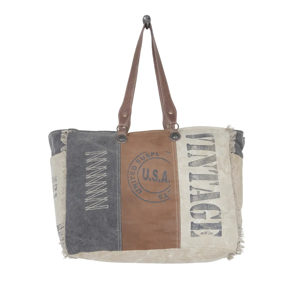 Chimera Weekender Bag sold by Myra Bag product image thumbnail 4