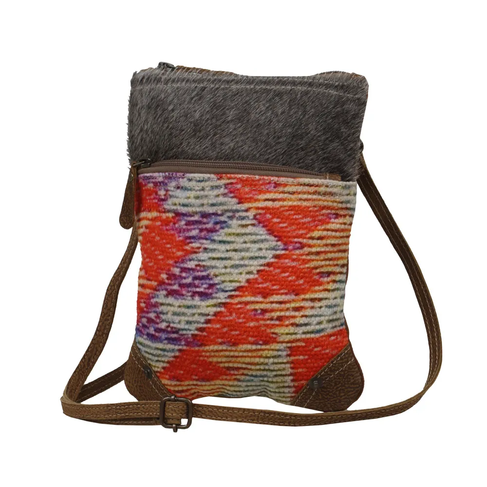 PROCLAIM SMALL & CROSS BODY BAG sold by Myra Bag product image thumbnail 2