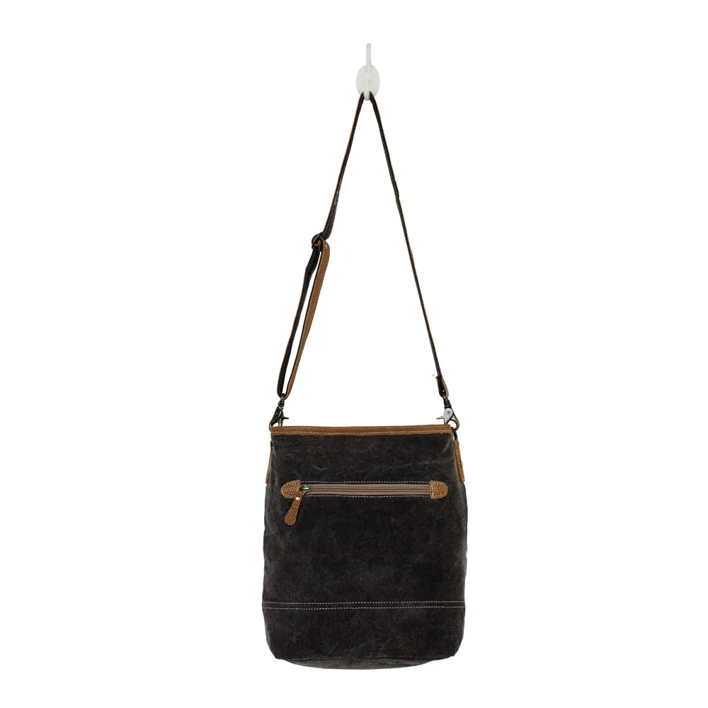 ASSURANCE SHOULDER BAG sold by Myra Bag product image thumbnail 5