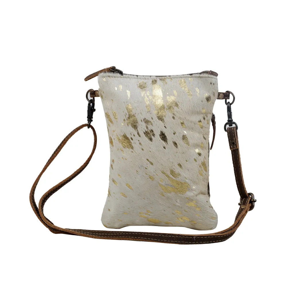 Style Redefined Crossbody Bag sold by Myra Bag product image thumbnail 2