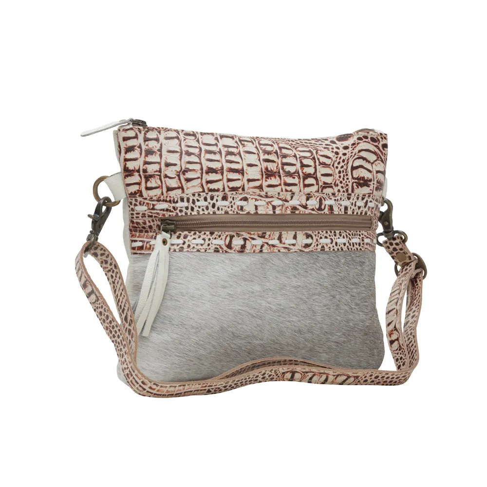 SMOKEY BLAZE LEATHER & HAIRON BAG sold by Myra Bag product image thumbnail 2