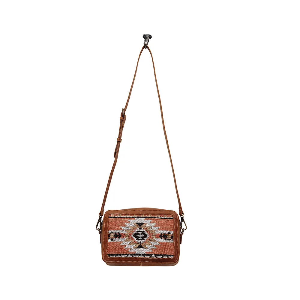 THEOREM SMALL & CROSSBODY BAG sold by Myra Bag product image thumbnail 4