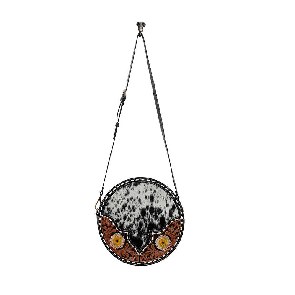 FLAX BLOSSOM ROUND BAG sold by Myra Bag product image thumbnail 4
