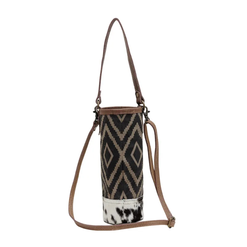 SALT & PEPPER WINE BOTTLE BAG sold by Myra Bag