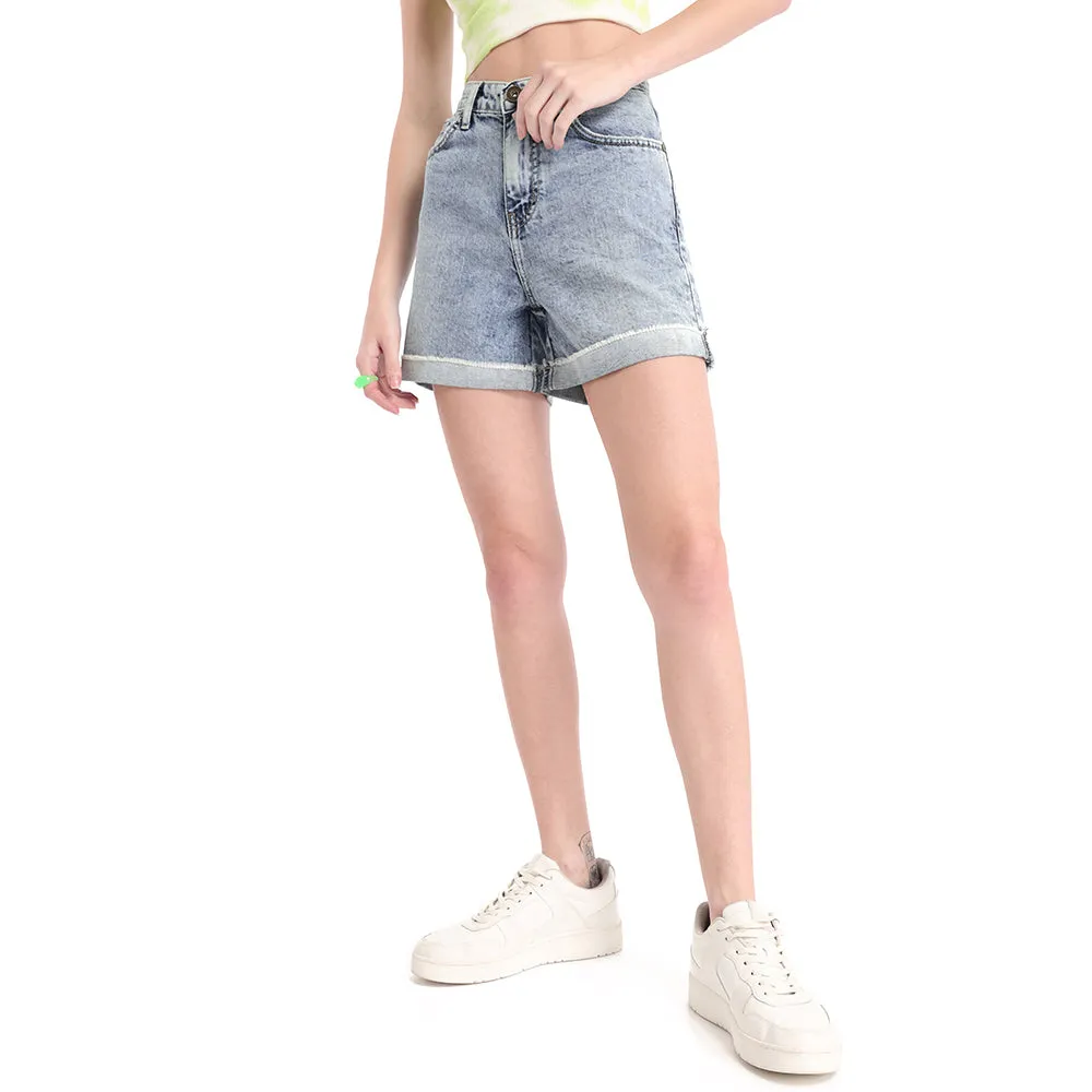 Holister SHORTS & SKIRTS sold by Myra Bag product image thumbnail 4