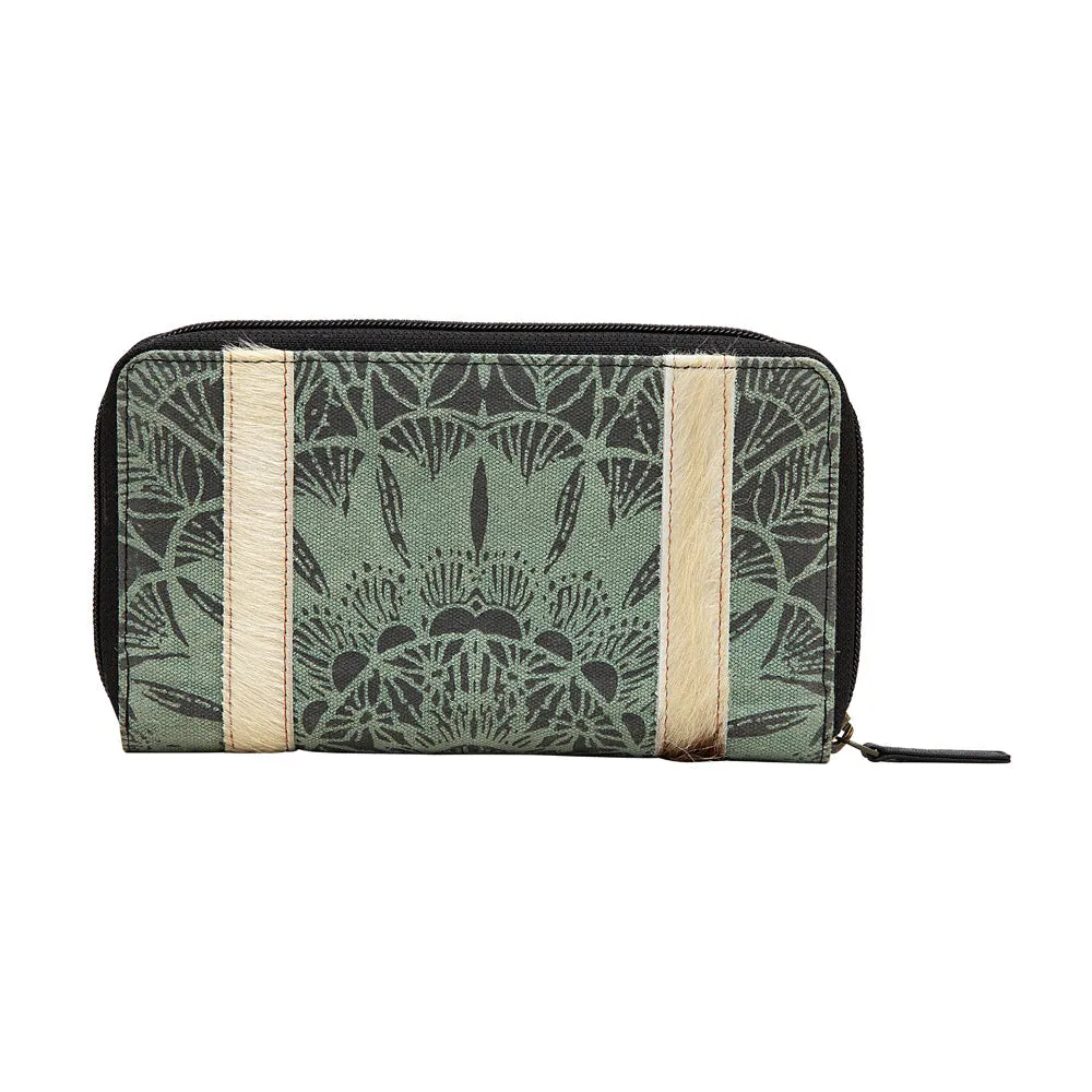 Sky Magic Wallet sold by Myra Bag product image thumbnail 3