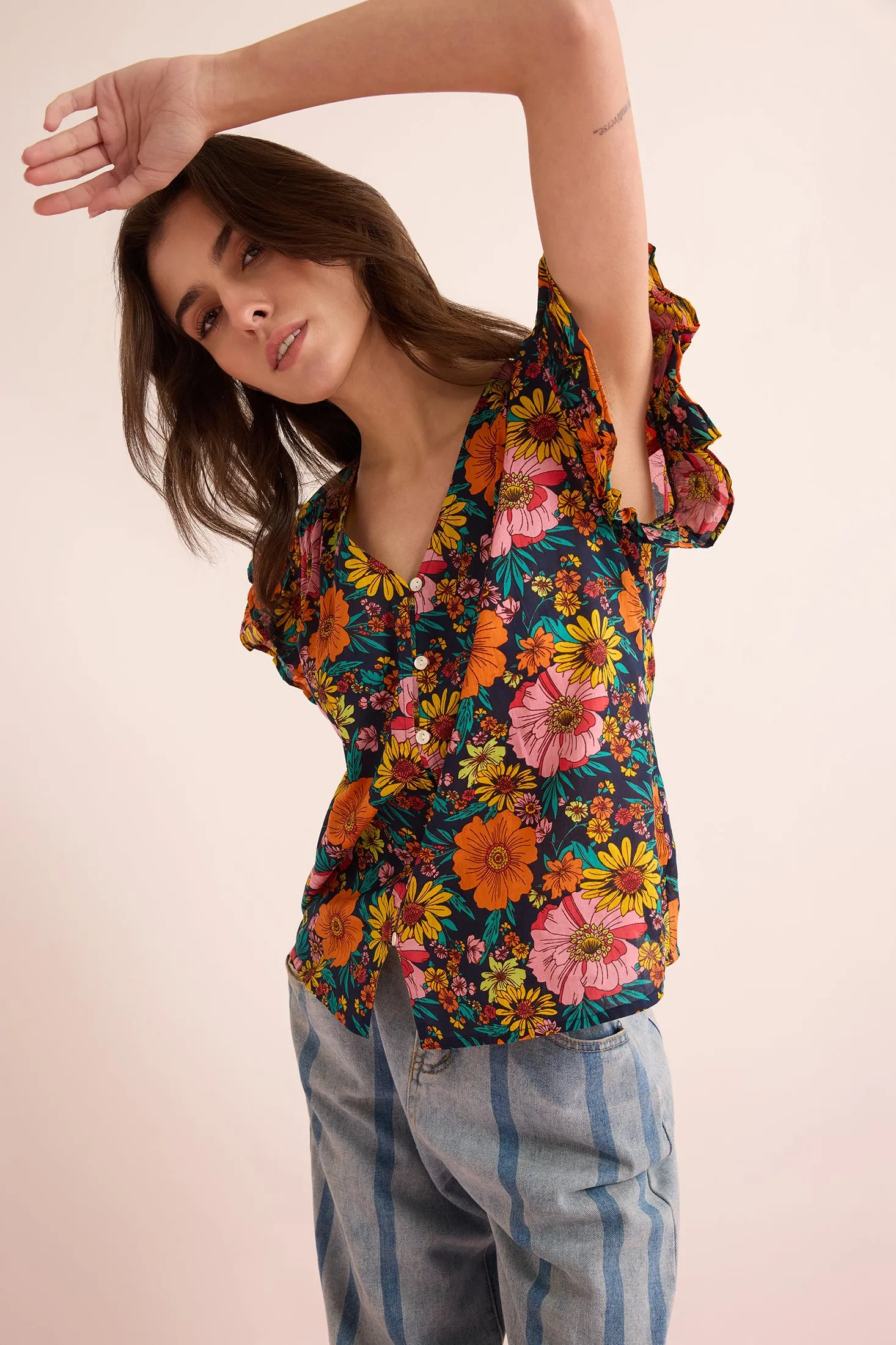 Zoe & Zinnia Floral Top sold by Myra Bag product image thumbnail 4