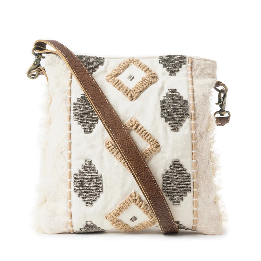 Desert Diamond Shoulder Bag sold by Myra Bag product image thumbnail 4