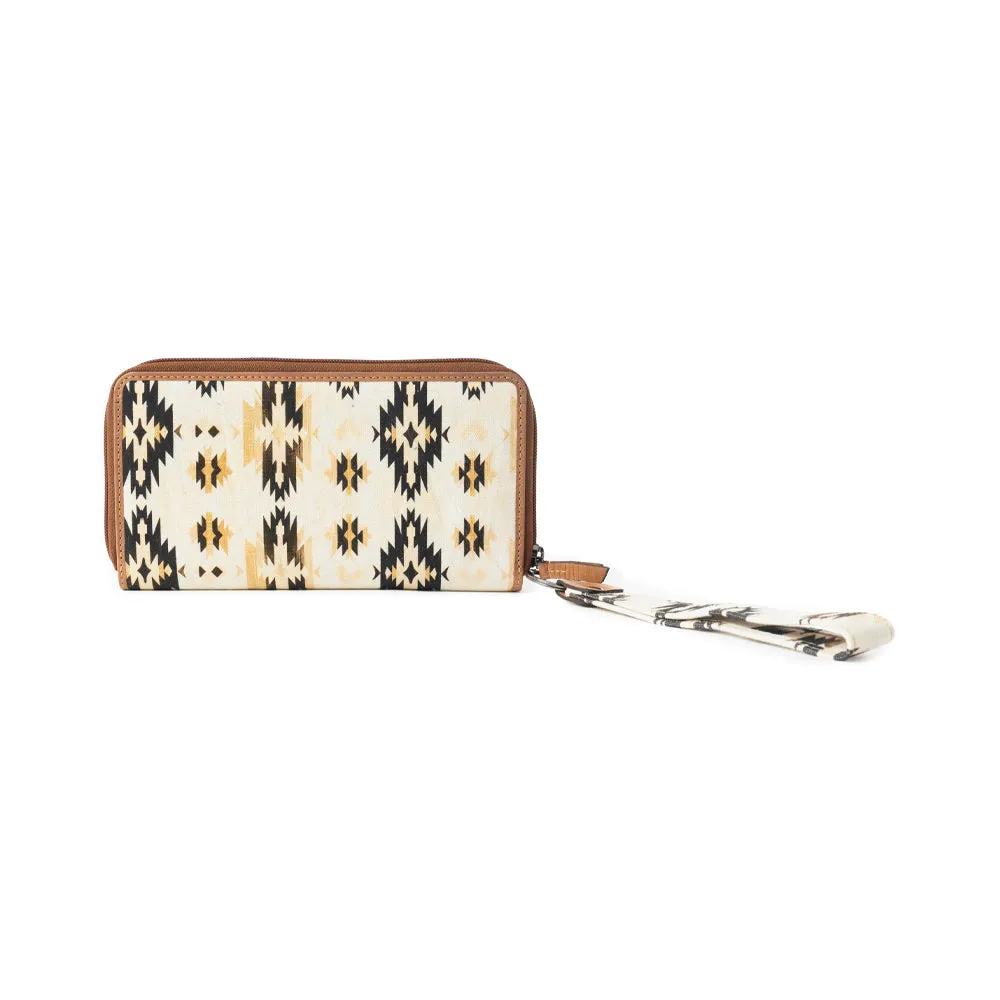 Desert Diamond Wallet In Off White sold by Myra Bag