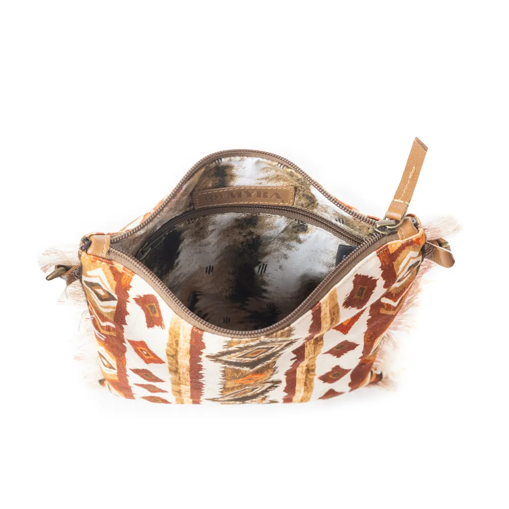 Beautiful Tapestry Crossbody Bag In Brown & White sold by Myra Bag product image thumbnail 4