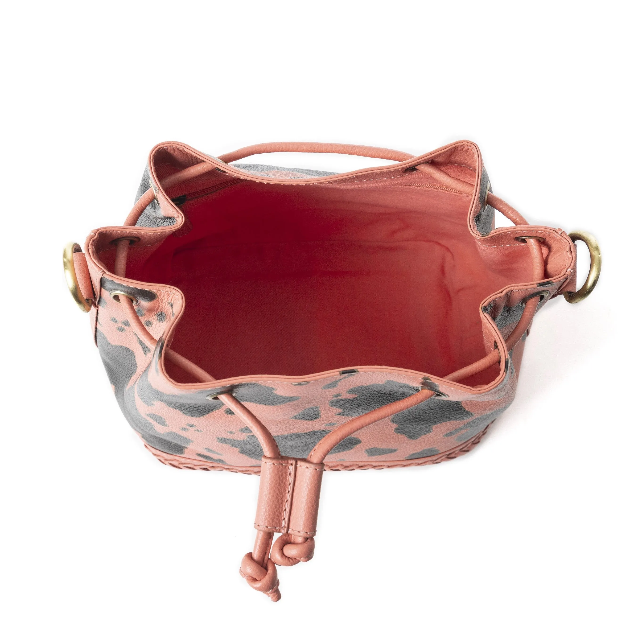 Ranch Holstein Heritage Bucket Bag In Peach sold by Myra Bag product image thumbnail 4