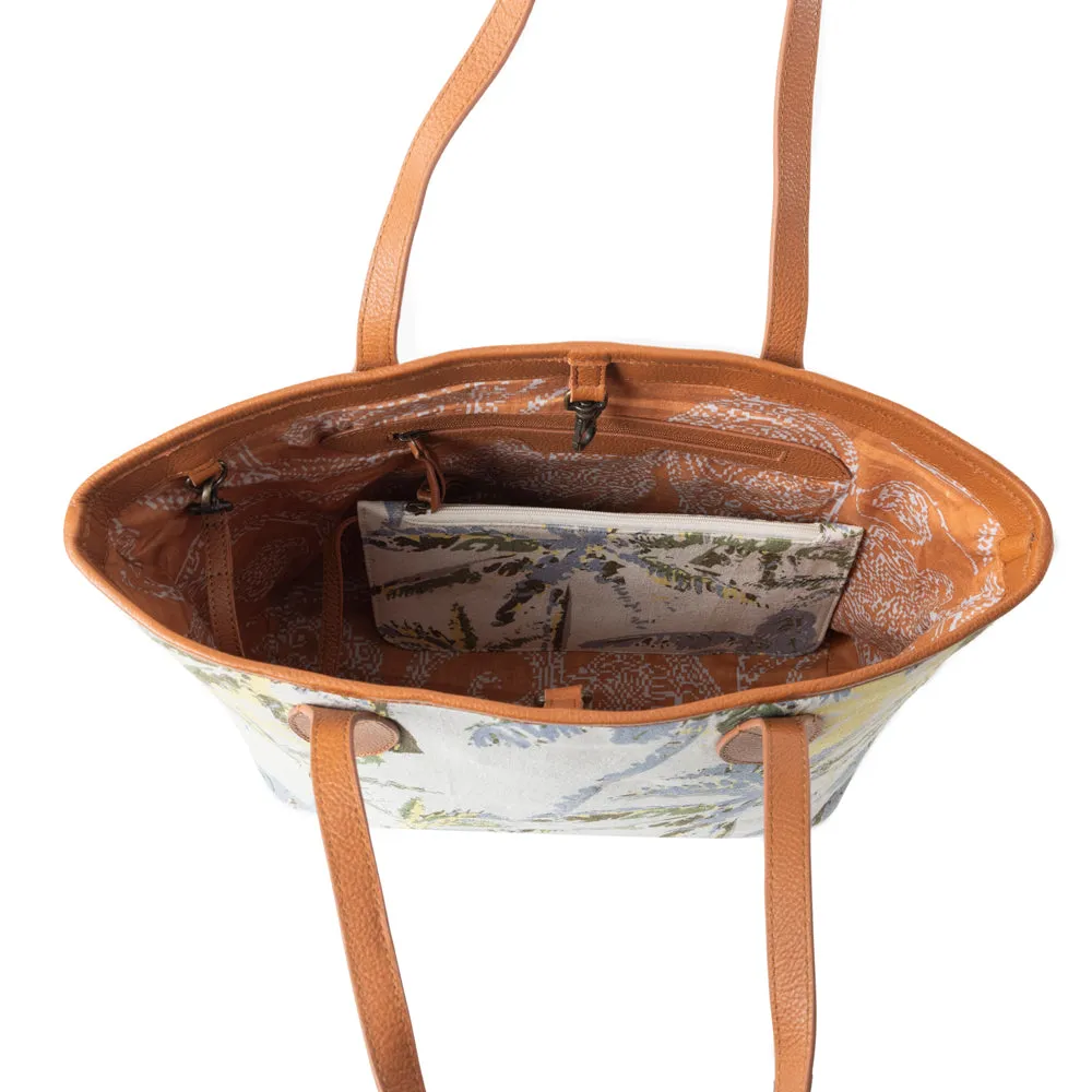 Follow Paradise Tote Bag In Off White sold by Myra Bag product image thumbnail 5