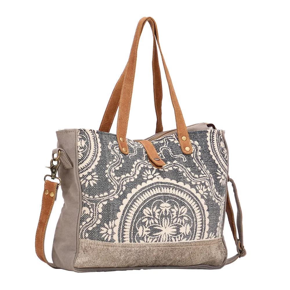Abridge Weekender Bag sold by Myra Bag product image thumbnail 3