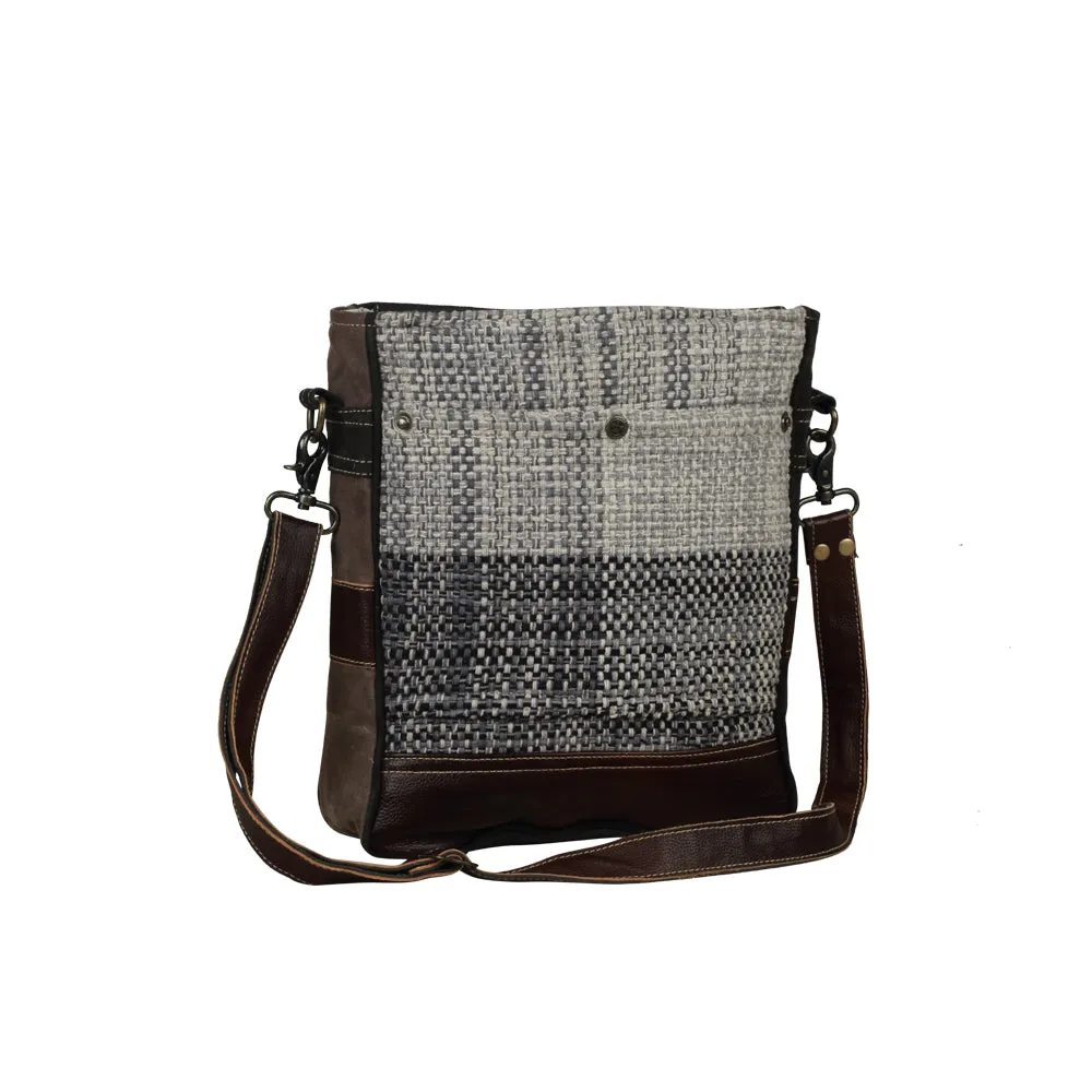 Pro forma Shoulder Bag sold by Myra Bag product image thumbnail 2