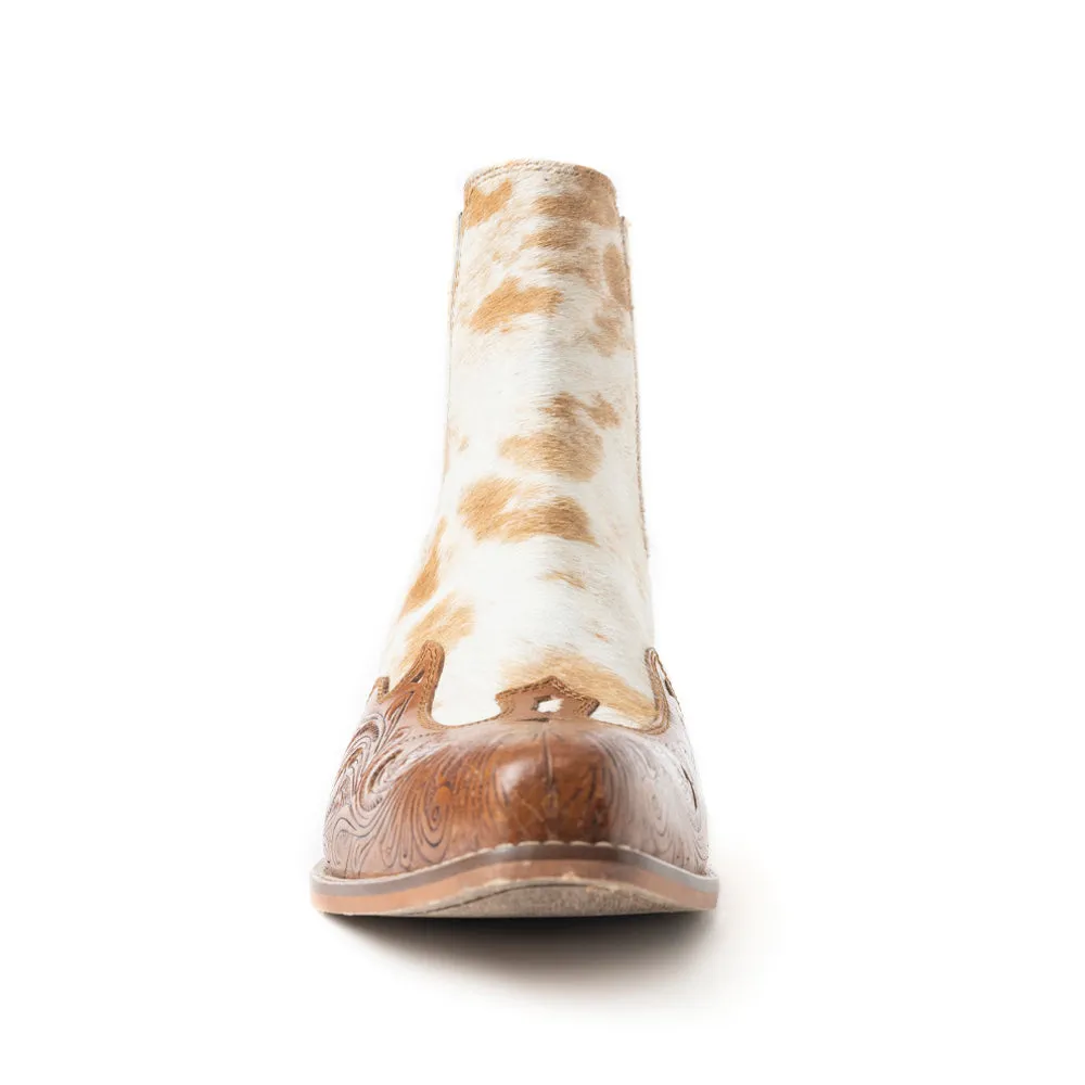 Twin Forks Booties In Brown & White sold by Myra Bag product image thumbnail 3