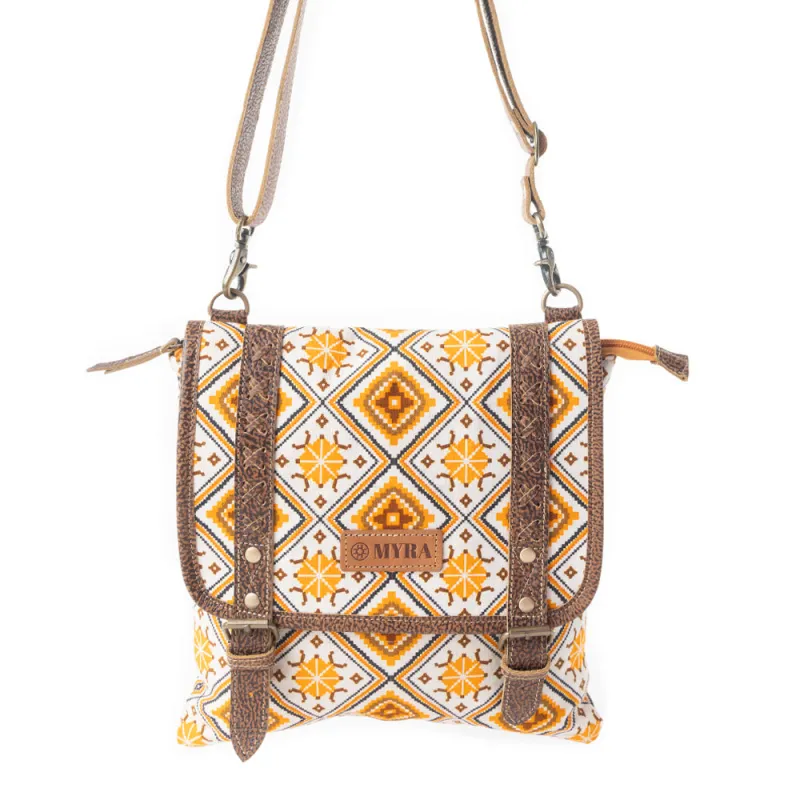 Canyon Star Concealed Carry Bag In Multicolor sold by Myra Bag