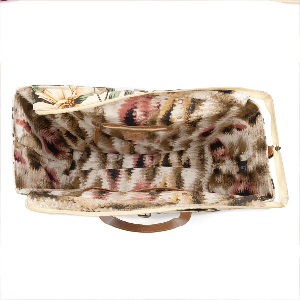 Lovely Florals Weekender Bag Variant Combo sold by Myra Bag product image thumbnail 4