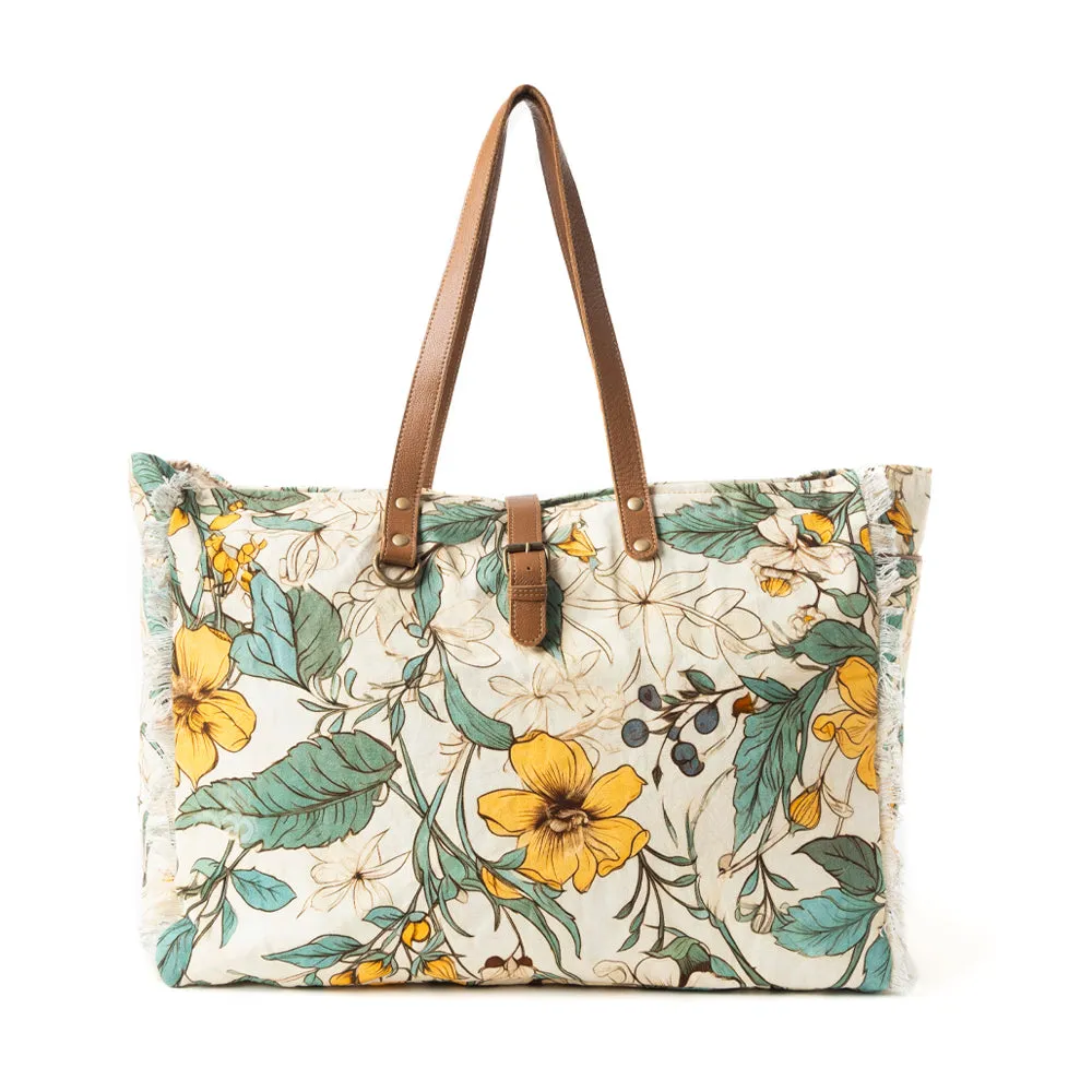Lovely Florals Weekender Bag Variant Combo sold by Myra Bag product image thumbnail 5