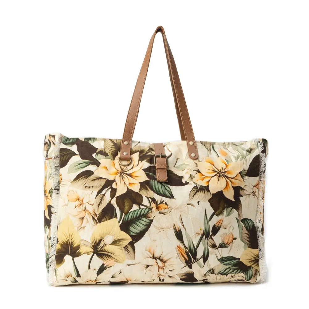 Lovely Florals Weekender Bag Variant Combo sold by Myra Bag product image thumbnail 2