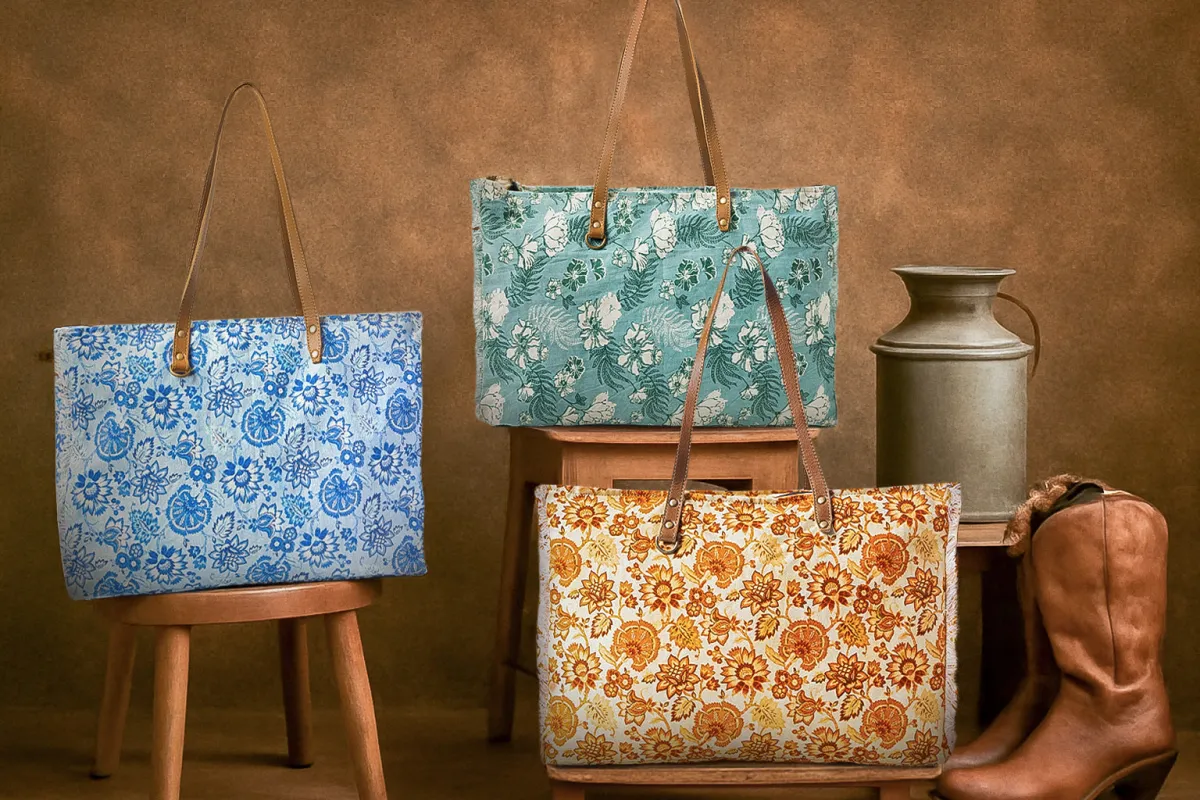 Delft Garden Weekender Bag Variant Combo sold by Myra Bag