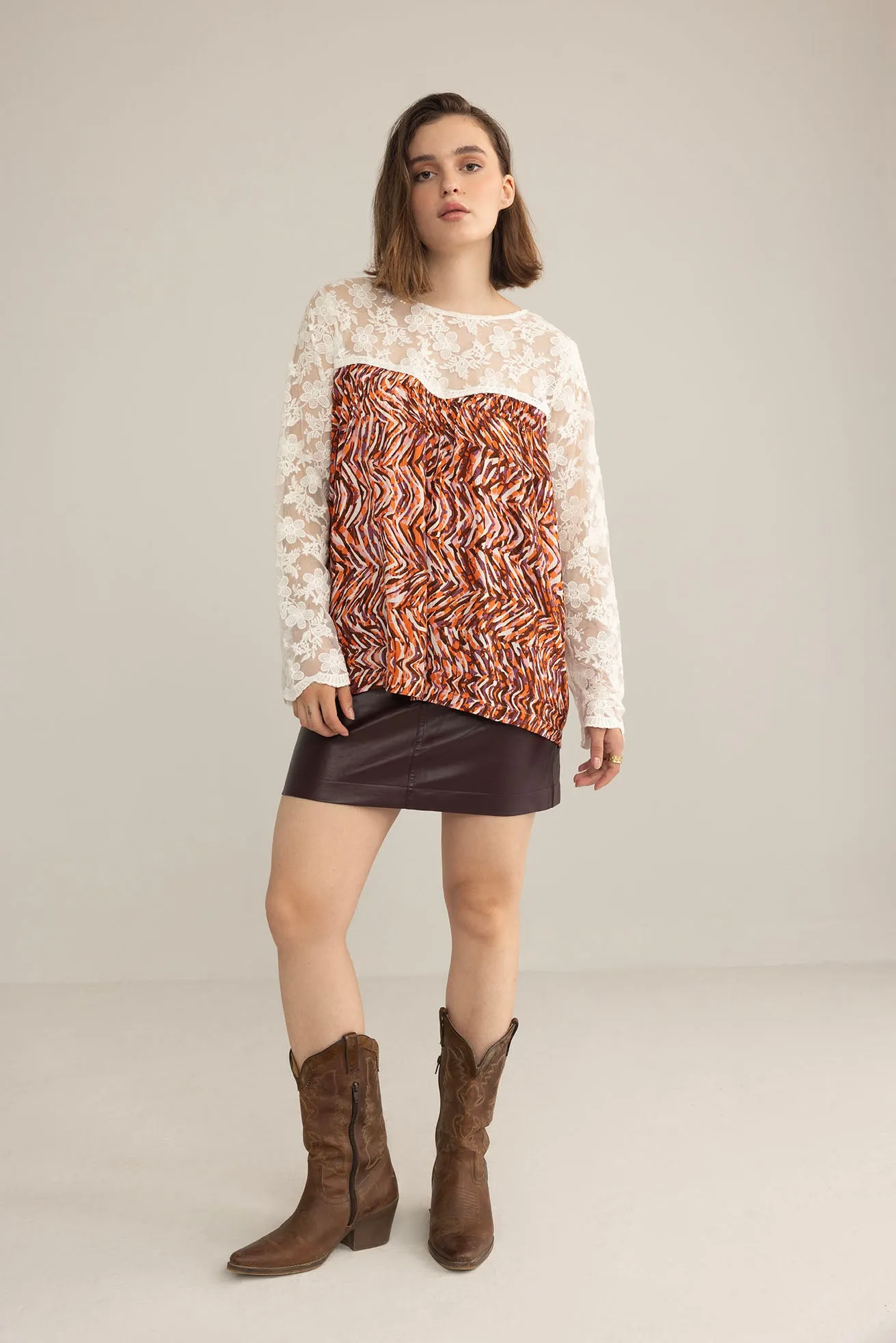 Tigerlily Lace Top in Multicolor Print sold by Myra Bag product image thumbnail 5