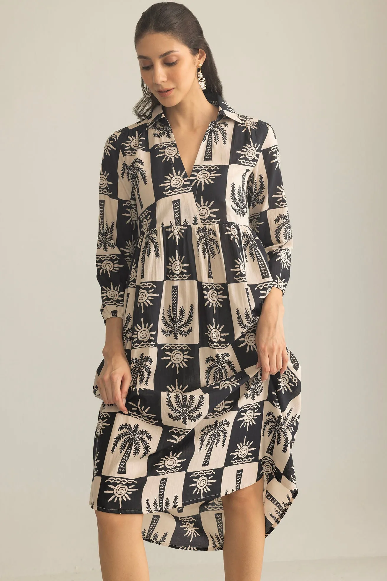 Palm Theory Maxi Dress in Navy Blue & Cream sold by Myra Bag product image thumbnail 5