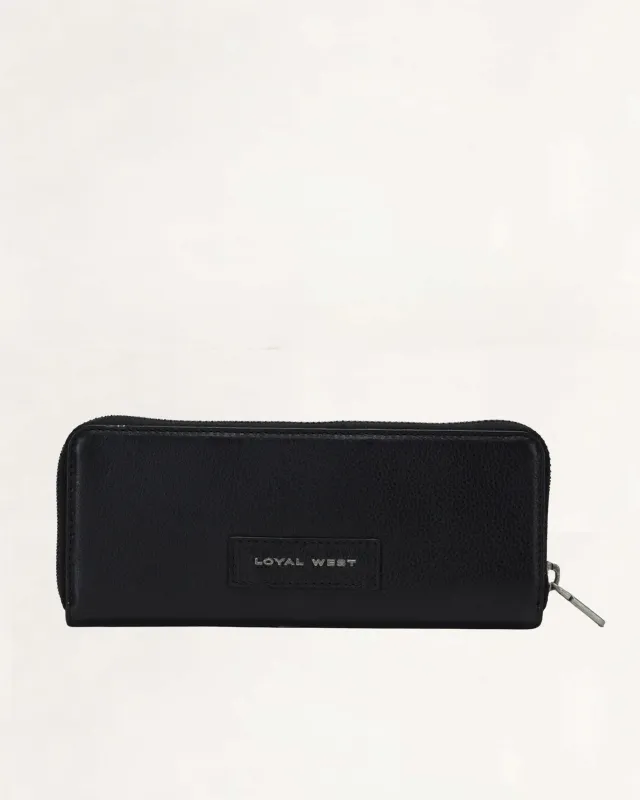 Loyal West Ranch Road Jewelerycase In Calf Leather - Black made by Myra Bag