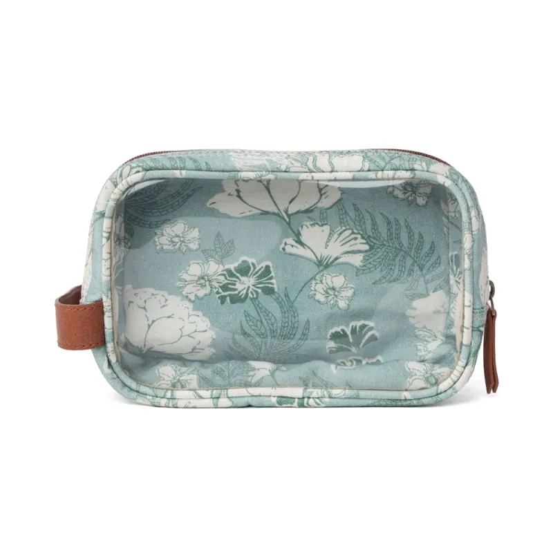 Willow Grove Cotton & Plastic Men's Shaving Kit in Eucalyptus Mist made by Myra Bag