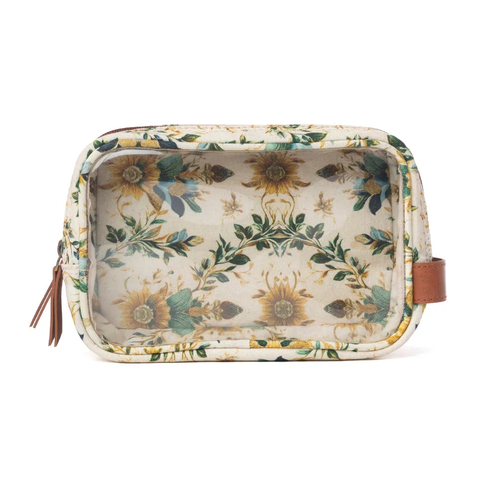 Willow Grove Cotton & Plastic Men's Shaving Kit in Sage Linen sold by Myra Bag product image thumbnail 3