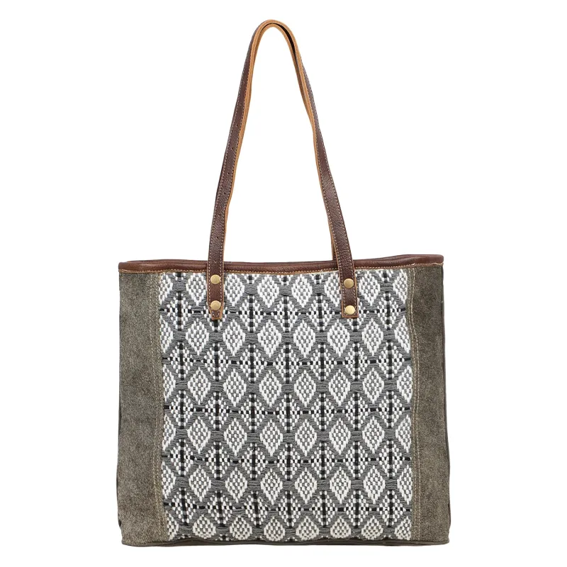 Zig Zag Tote Bag made by Myra Bag