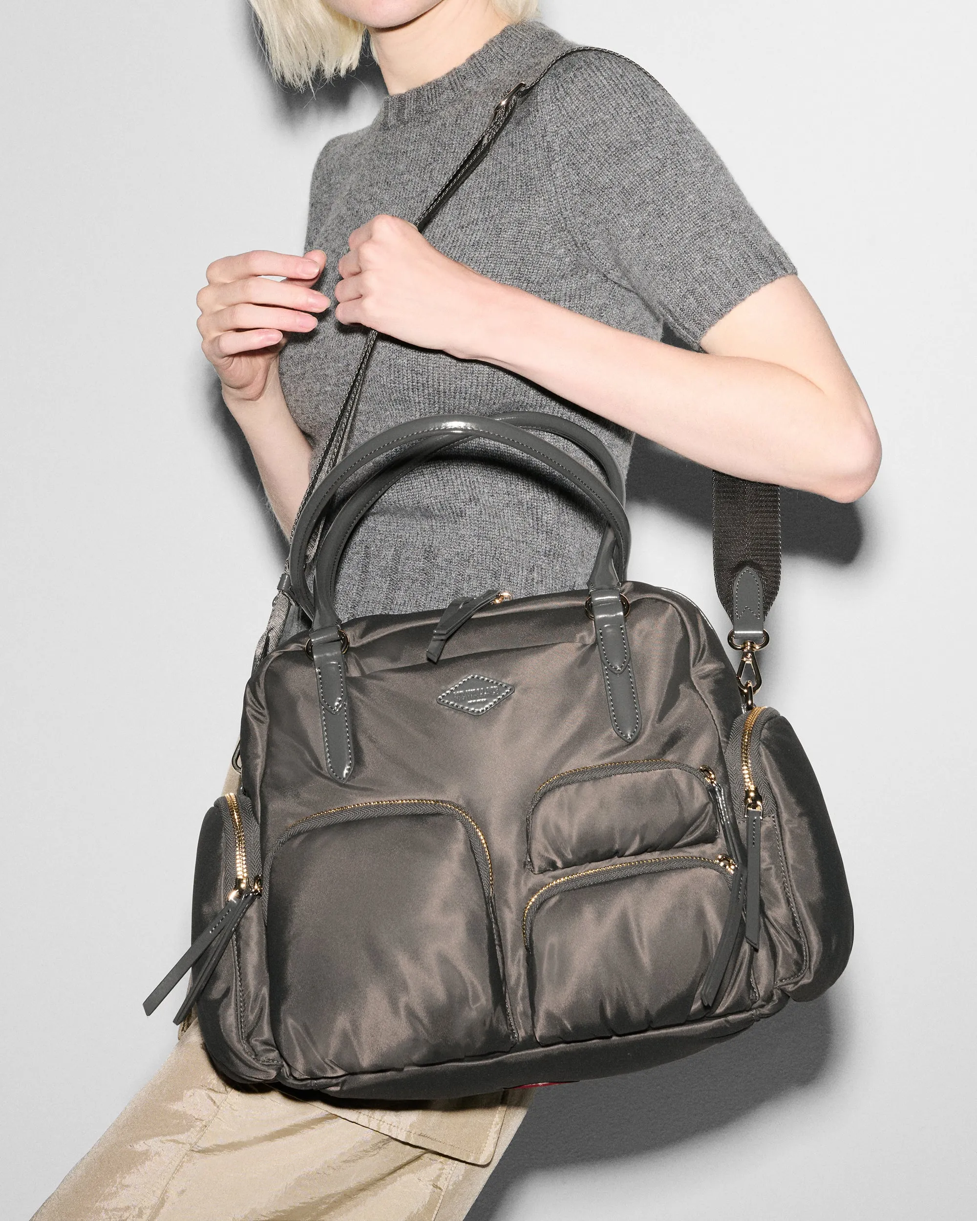 Magnet Chelsea Everyday Bag sold by MZ Wallace product image thumbnail 3