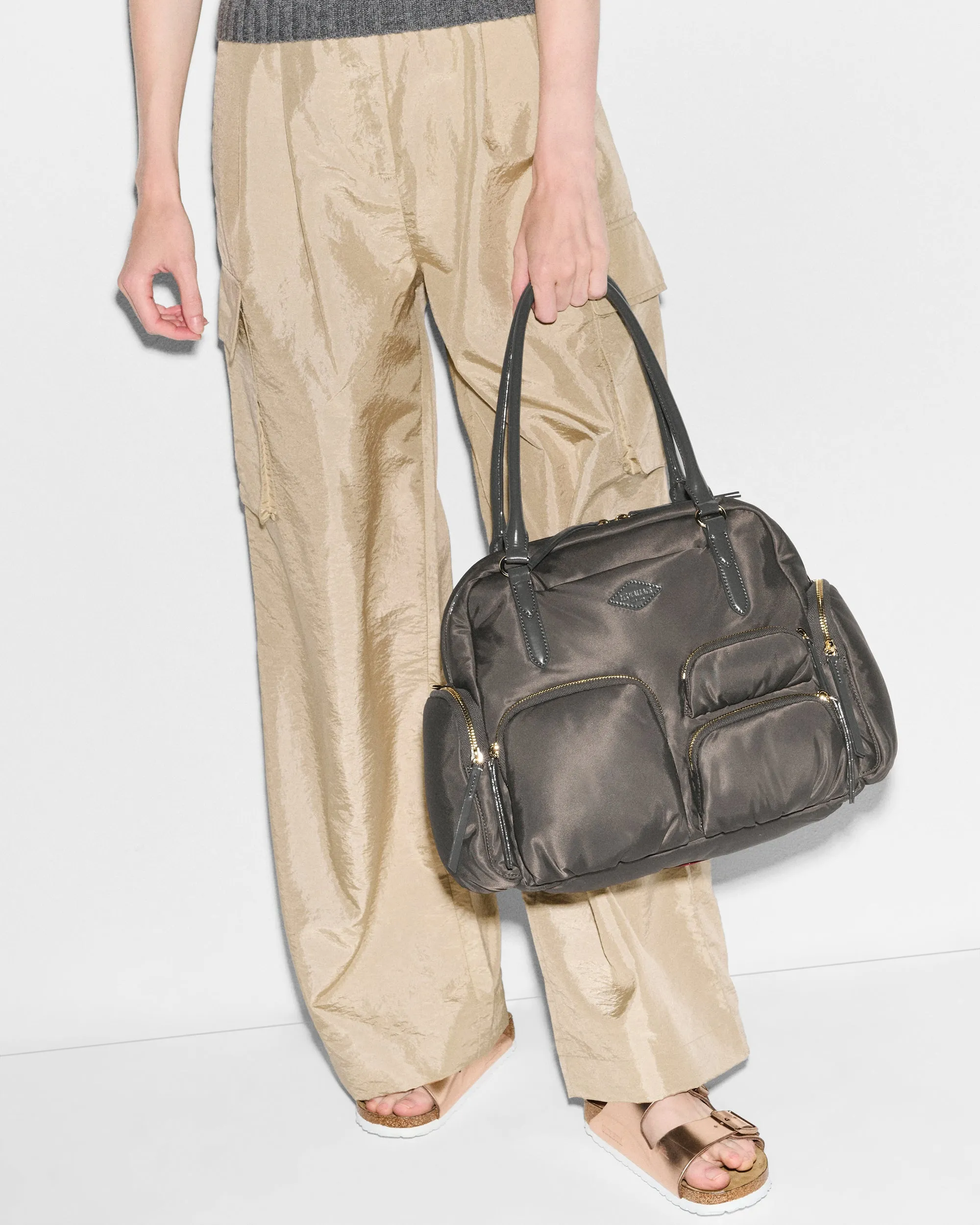 Magnet Chelsea Everyday Bag sold by MZ Wallace product image thumbnail 2