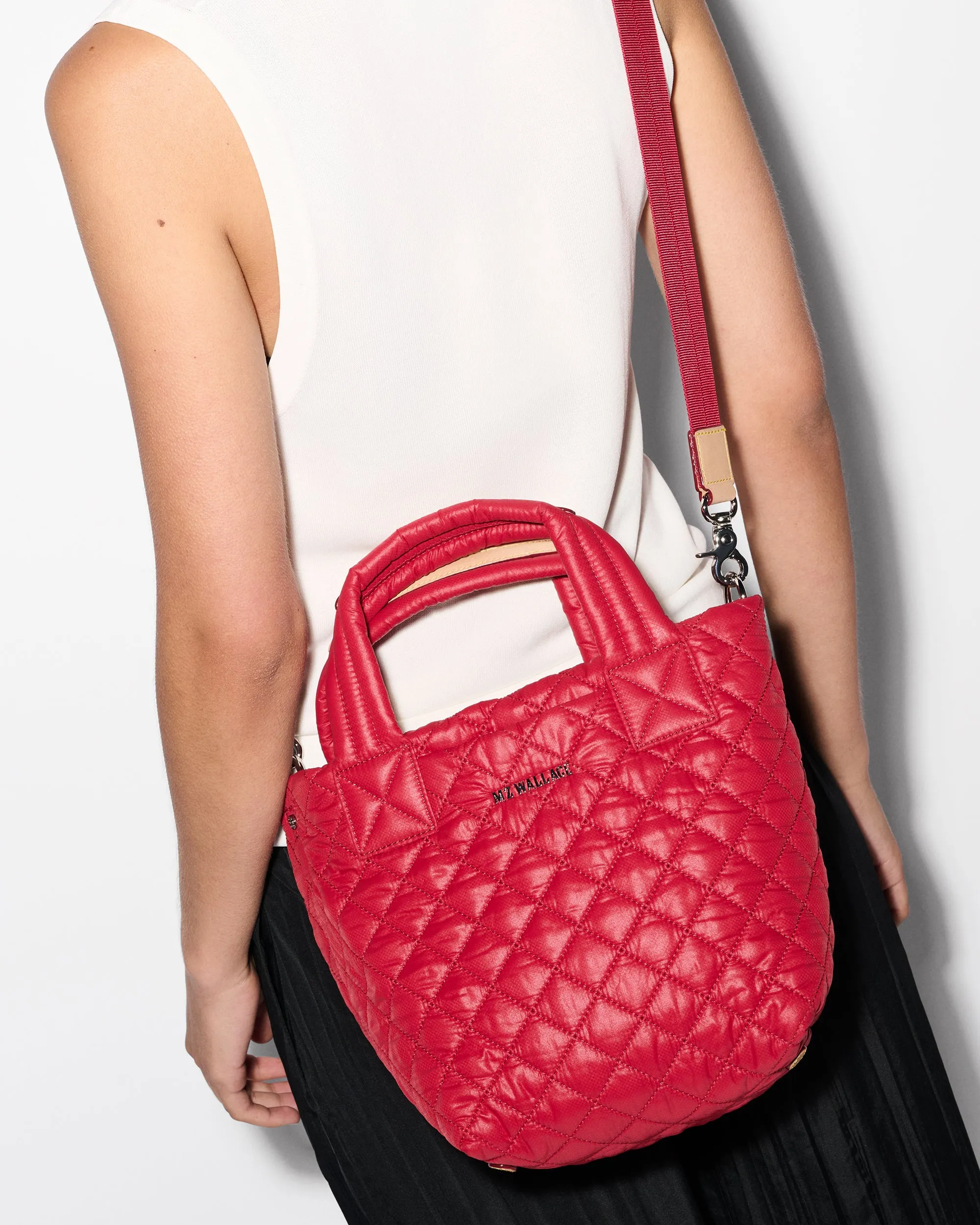 Apple Mini Metro Tote Deluxe sold by MZ Wallace product image thumbnail 2