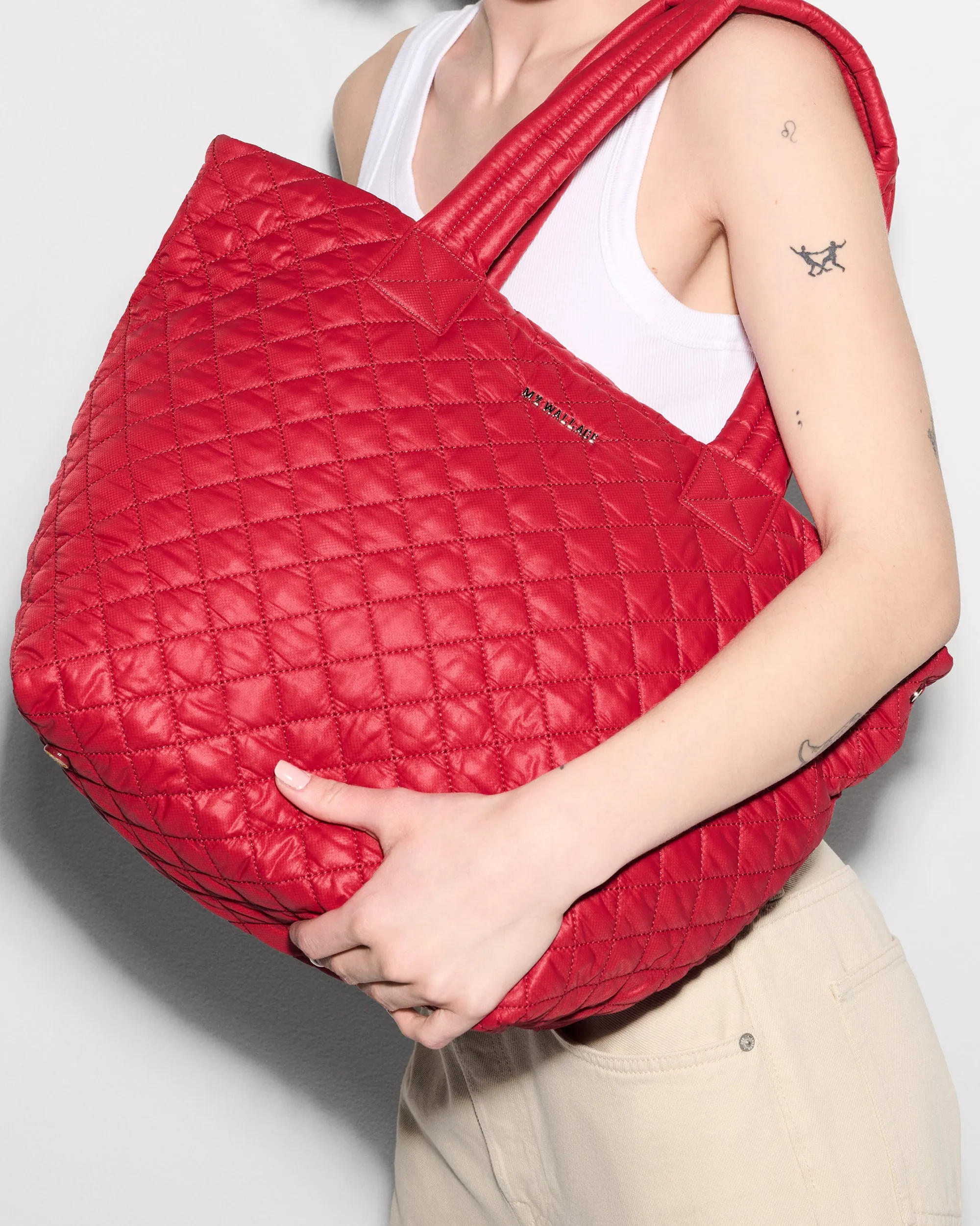 Apple Medium Metro Tote Deluxe sold by MZ Wallace product image thumbnail 4