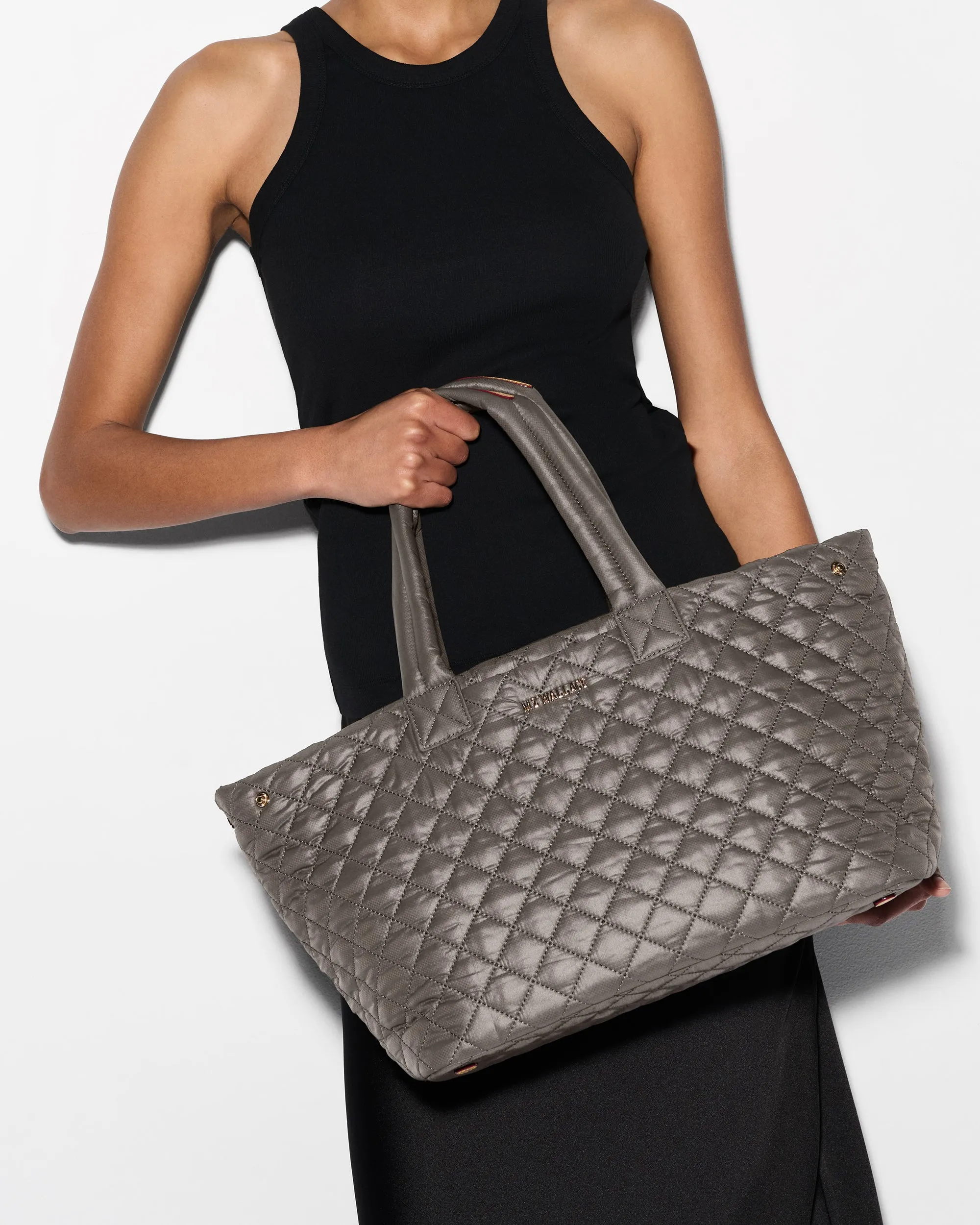 Magnet Medium Metro City Tote sold by MZ Wallace product image thumbnail 5